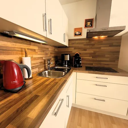 21068 Daire Winterberg